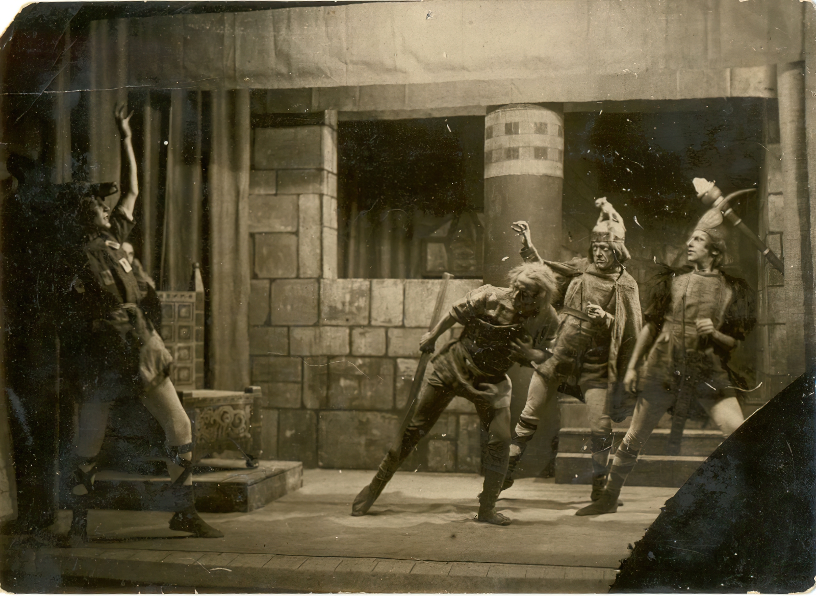 Сцена из «Гондлы»